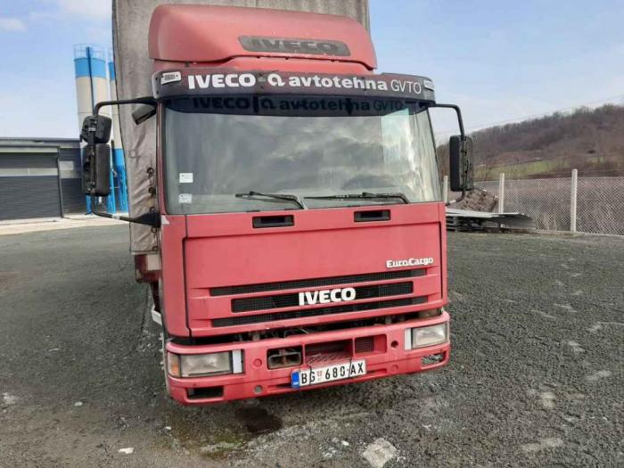 iveco tector sa prikolicom za prevoz lake robe 108 m3 besplatni mali oglasi