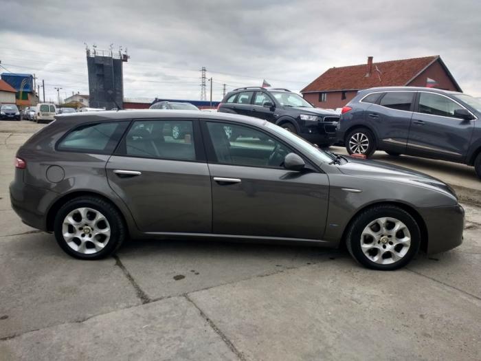alfa romeo 159 1 9jtd besplatni mali oglasi