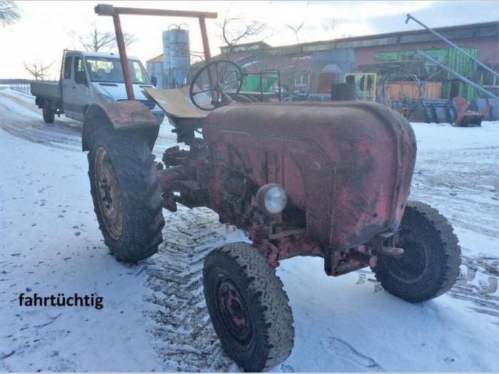 kupujem traktor porshe besplatni mali oglasi