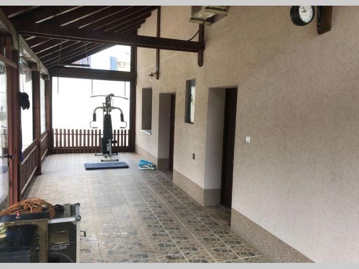 dve kuće na placu ledine besplatni mali oglasi