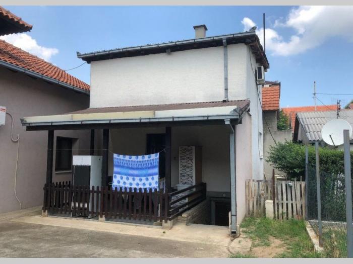 dve kuće na placu ledine besplatni mali oglasi