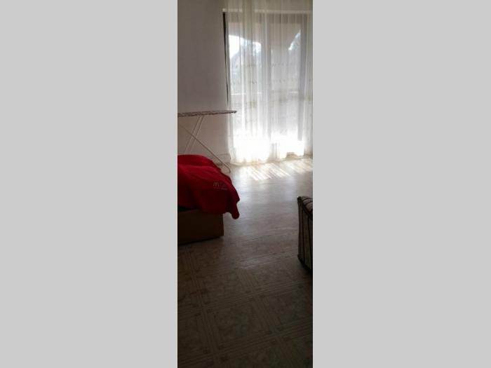 prodajem kuću u starim banovcima besplatni mali oglasi