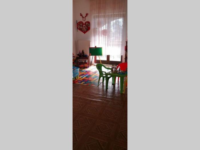 prodajem kuću u starim banovcima besplatni mali oglasi