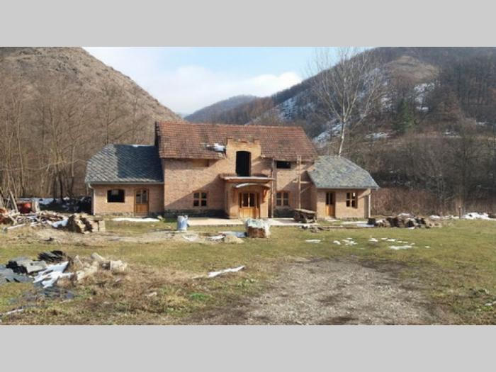 vikendica restoran u izgradnji i plac besplatni mali oglasi