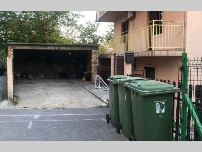 četvorosoban stan na zvezdari besplatni mali oglasi