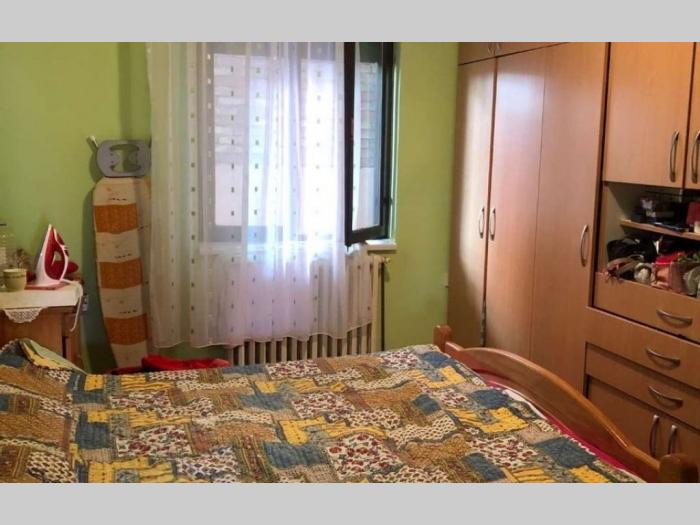 četvorosoban stan na zvezdari besplatni mali oglasi