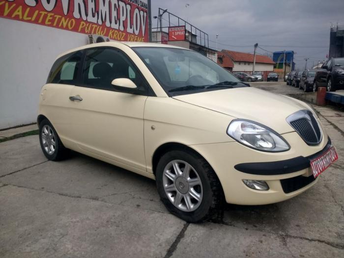 lancia ypsilon 1 3mtj besplatni mali oglasi