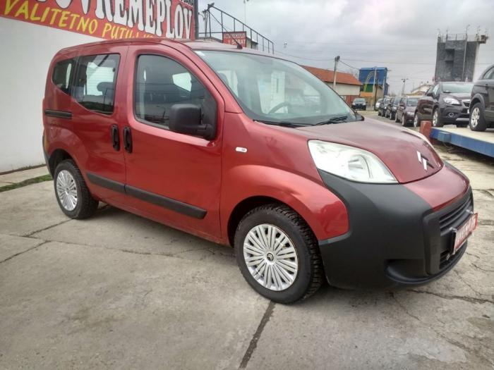 lancia ypsilon citroen nemo 1 4i besplatni mali oglasi