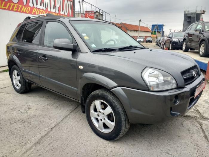 hyundai tucson 2 0crdi besplatni mali oglasi