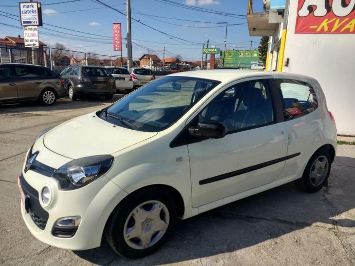 renault twingo 1 2i besplatni mali oglasi