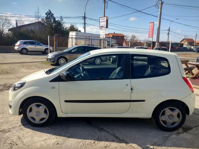 renault twingo 1 2i besplatni mali oglasi