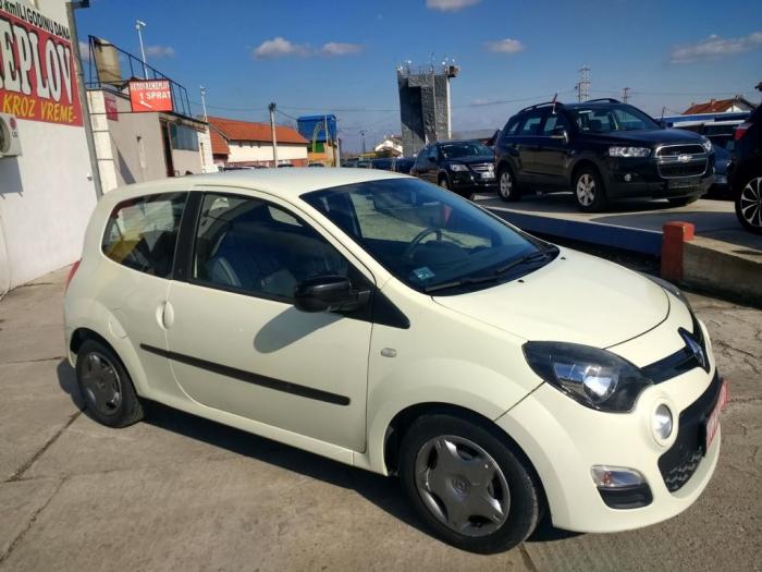renault twingo 1 2i besplatni mali oglasi