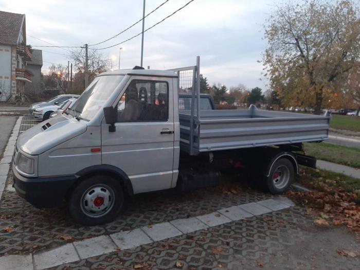 zastava rival besplatni mali oglasi
