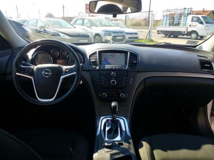 opel insignia 2 0cdti besplatni mali oglasi