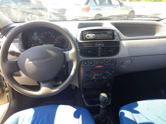 fiat punto 1 3i besplatni mali oglasi