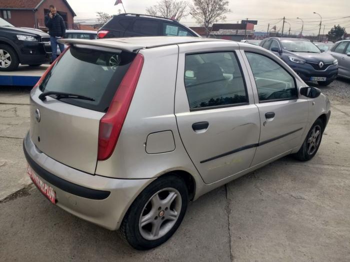 fiat punto 1 3i besplatni mali oglasi
