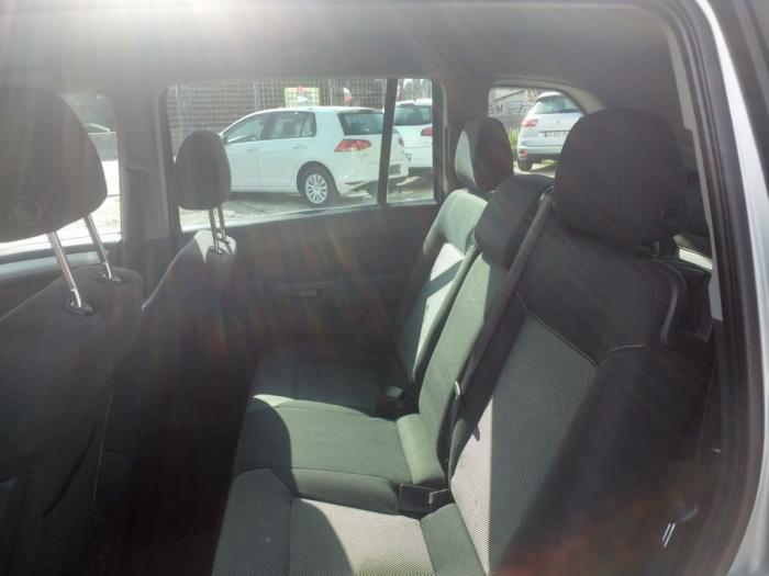 opel zafira 1 7cdti besplatni mali oglasi
