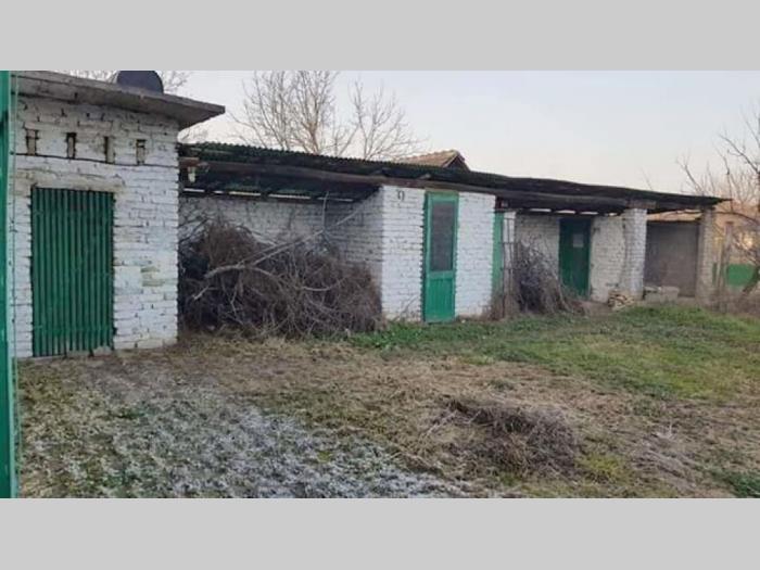 prodajem kuću u kljajićevu (10km od sombora) besplatni mali oglasi