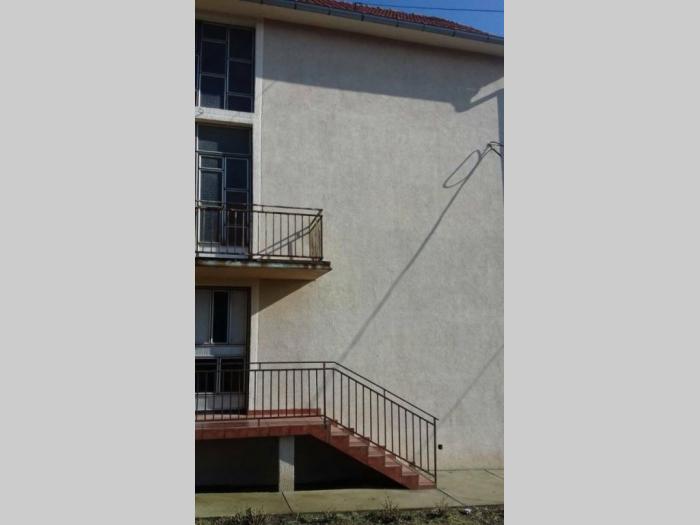 kuća na prodaju zuce avala besplatni mali oglasi