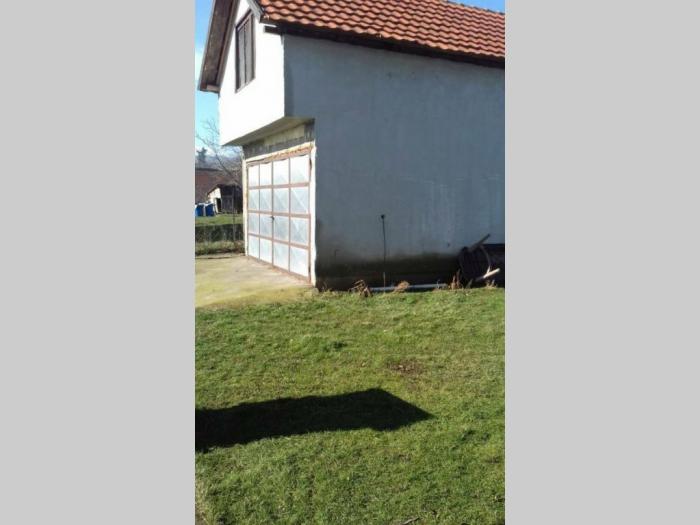 kuća na prodaju zuce avala besplatni mali oglasi