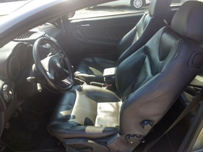 alfa romeo gt 1 9jtd besplatni mali oglasi