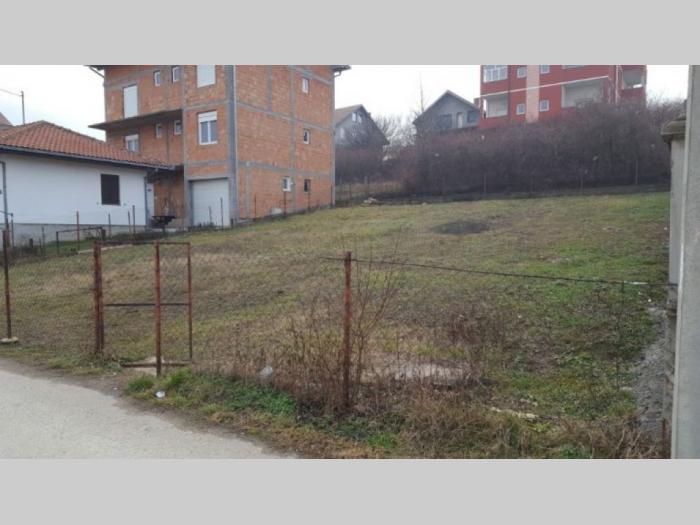 plac na prodaju u naselju medaković 3 besplatni mali oglasi