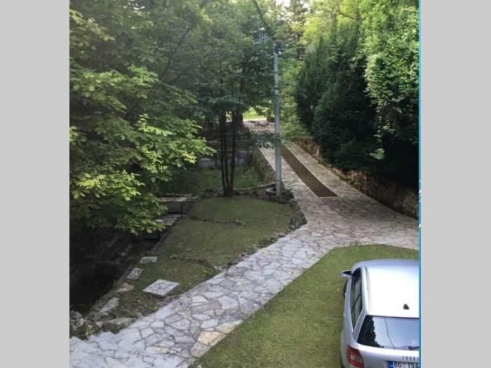 kuća sa imanjem u selu ba ljig besplatni mali oglasi
