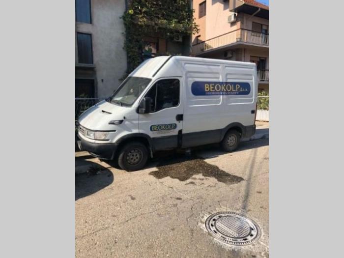 delovi za kombi vozilo besplatni mali oglasi
