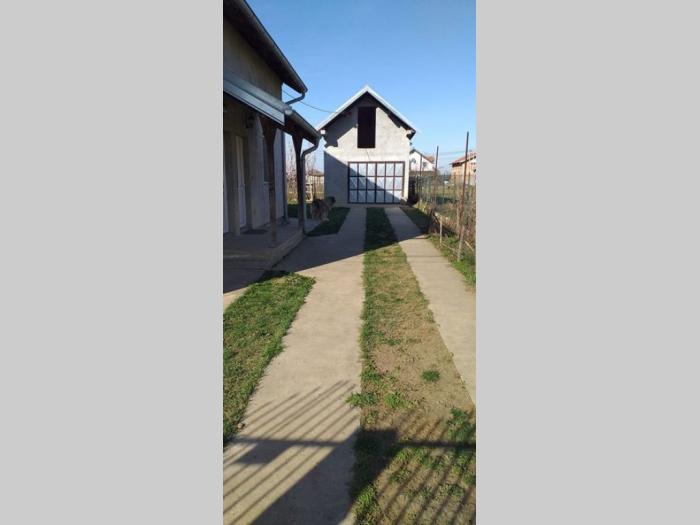 kuća u bečmenu, opština surčin besplatni mali oglasi