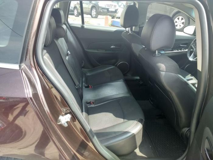 chevrolet cruze 1 8i besplatni mali oglasi