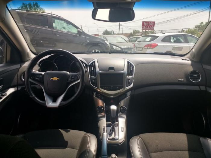 chevrolet cruze 1 8i besplatni mali oglasi
