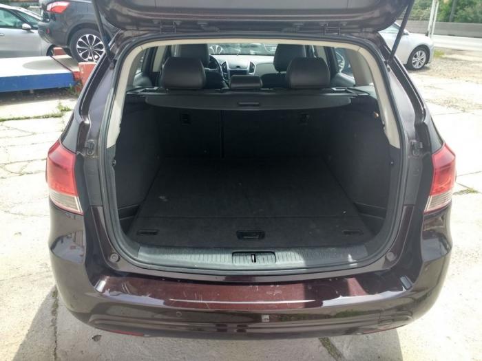 chevrolet cruze 1 8i besplatni mali oglasi