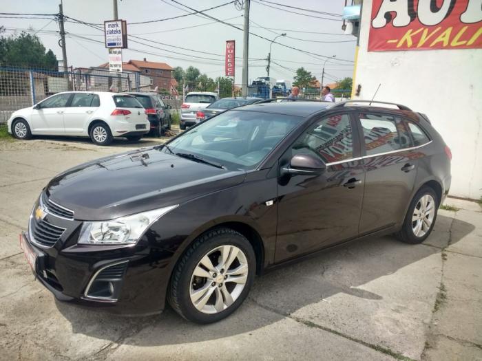 chevrolet cruze 1 8i besplatni mali oglasi