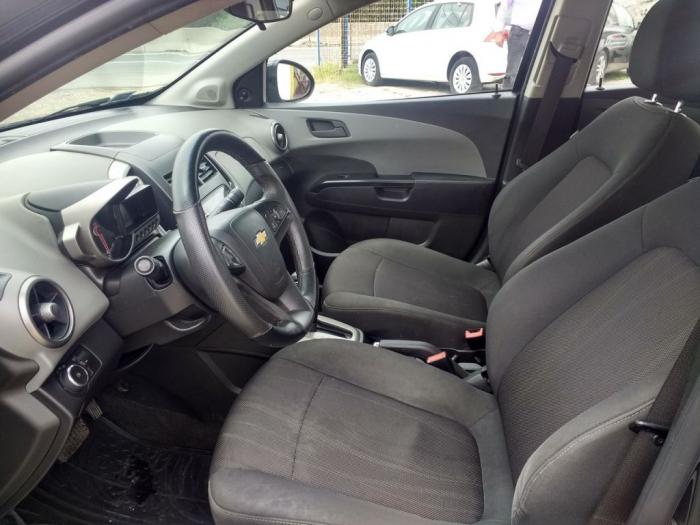 chevrolet aveo 1 4i besplatni mali oglasi