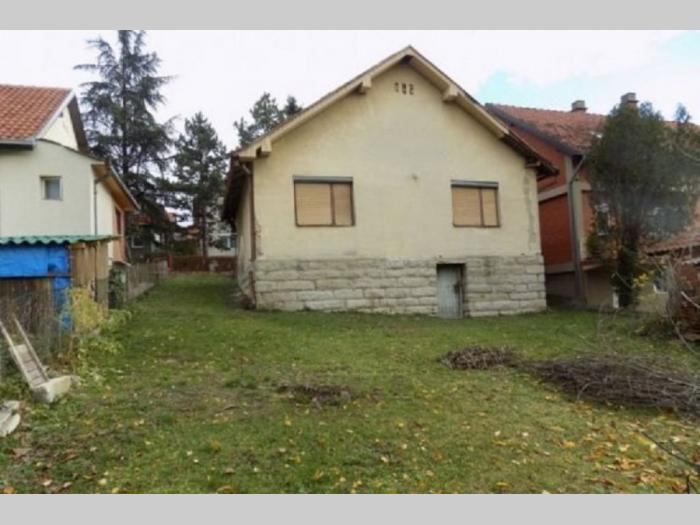 kuća u aranđelovcu centar, zućin parkić besplatni mali oglasi