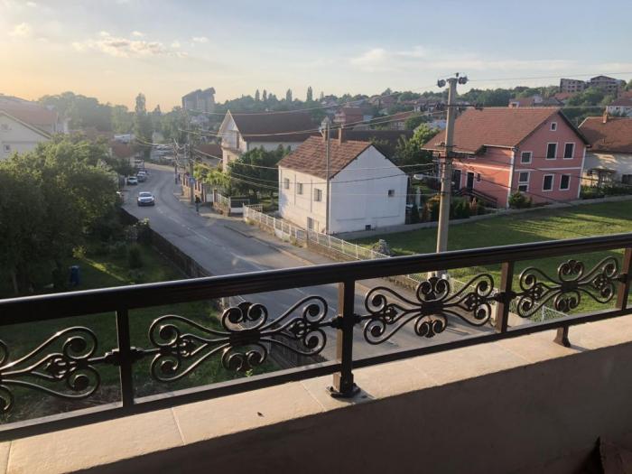 prodajem stanove železnik besplatni mali oglasi