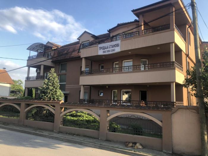 prodajem stanove železnik besplatni mali oglasi