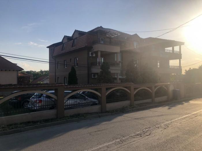 prodajem stanove železnik besplatni mali oglasi