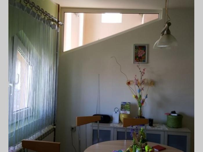 prodajem kuću u apatinu besplatni mali oglasi