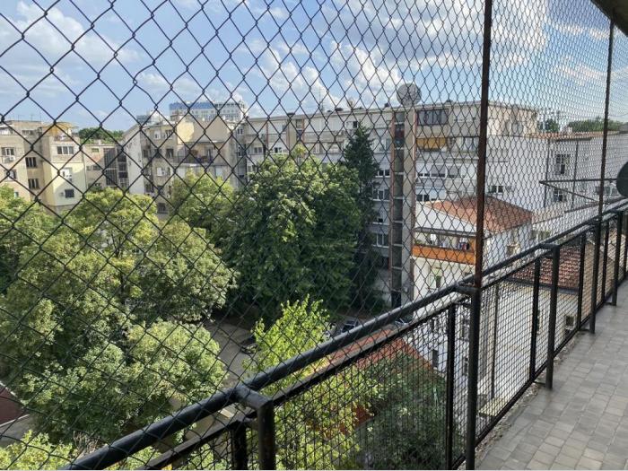 jedinstven stan u ponudi tasmajdan centar besplatni mali oglasi