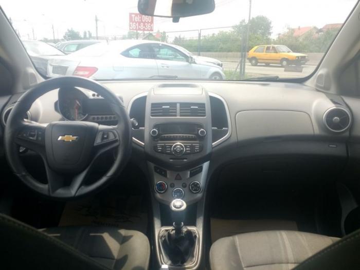 chevrolet aveo 1 2lt besplatni mali oglasi