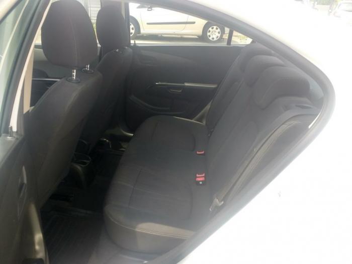 chevrolet aveo 1 2lt besplatni mali oglasi