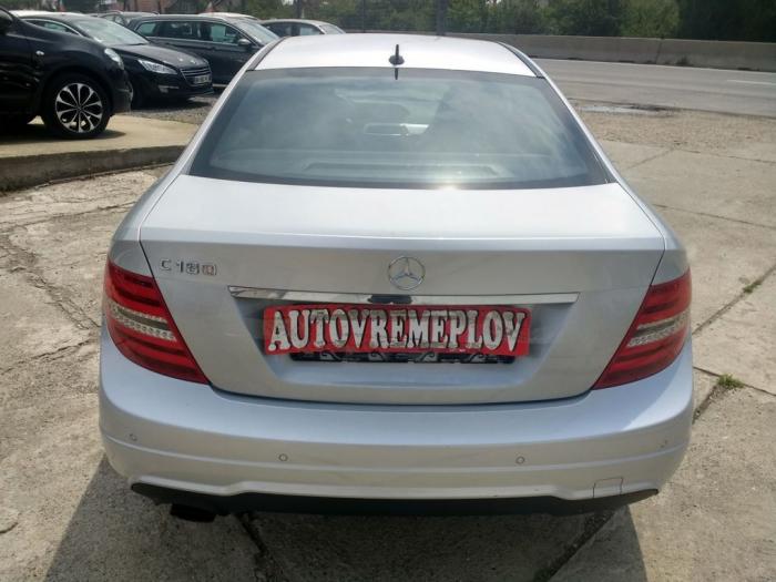 mercedes benz c 180 besplatni mali oglasi