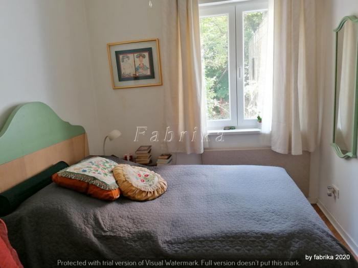 vračar, crveni krst, lep uknjižen salonski stan 52m2 besplatni mali oglasi