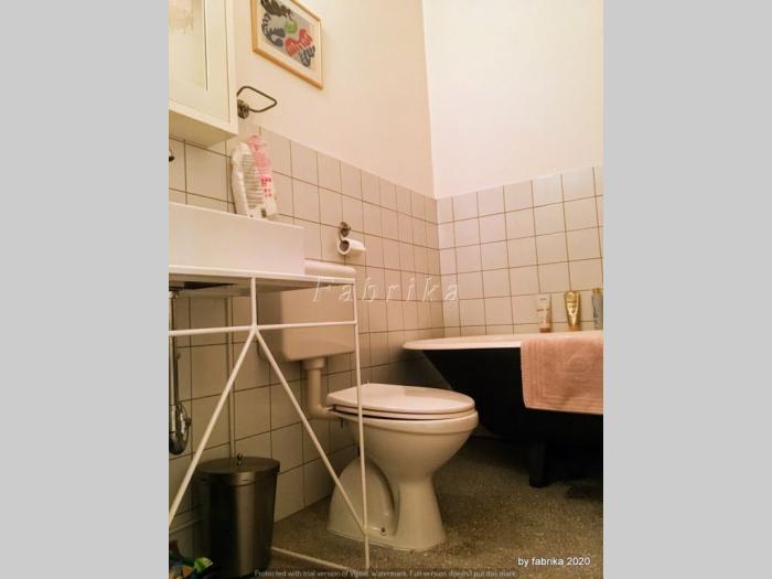 vračar, crveni krst, lep uknjižen salonski stan 52m2 besplatni mali oglasi