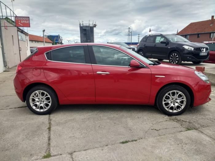 alfa romeo giulietta 1 6mjtd besplatni mali oglasi