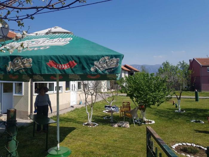 danilvgrad, novo selo, kuća i plac besplatni mali oglasi