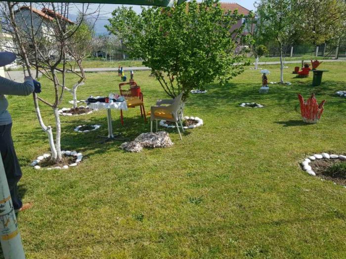 danilvgrad, novo selo, kuća i plac besplatni mali oglasi