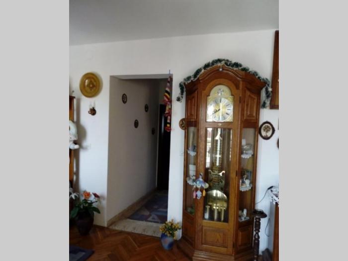luksuzna kuća na umčarima beograd besplatni mali oglasi