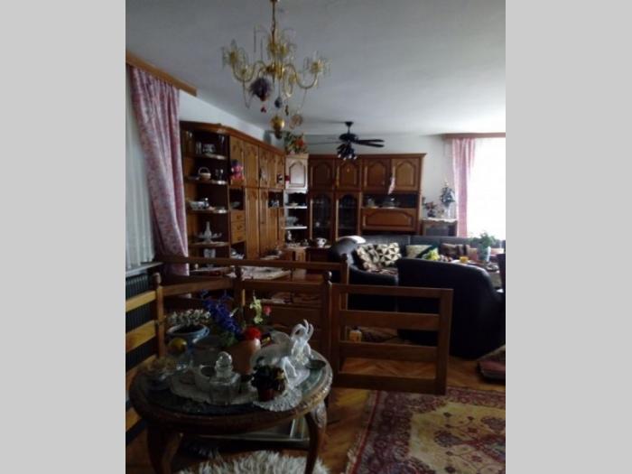 luksuzna kuća na umčarima beograd besplatni mali oglasi